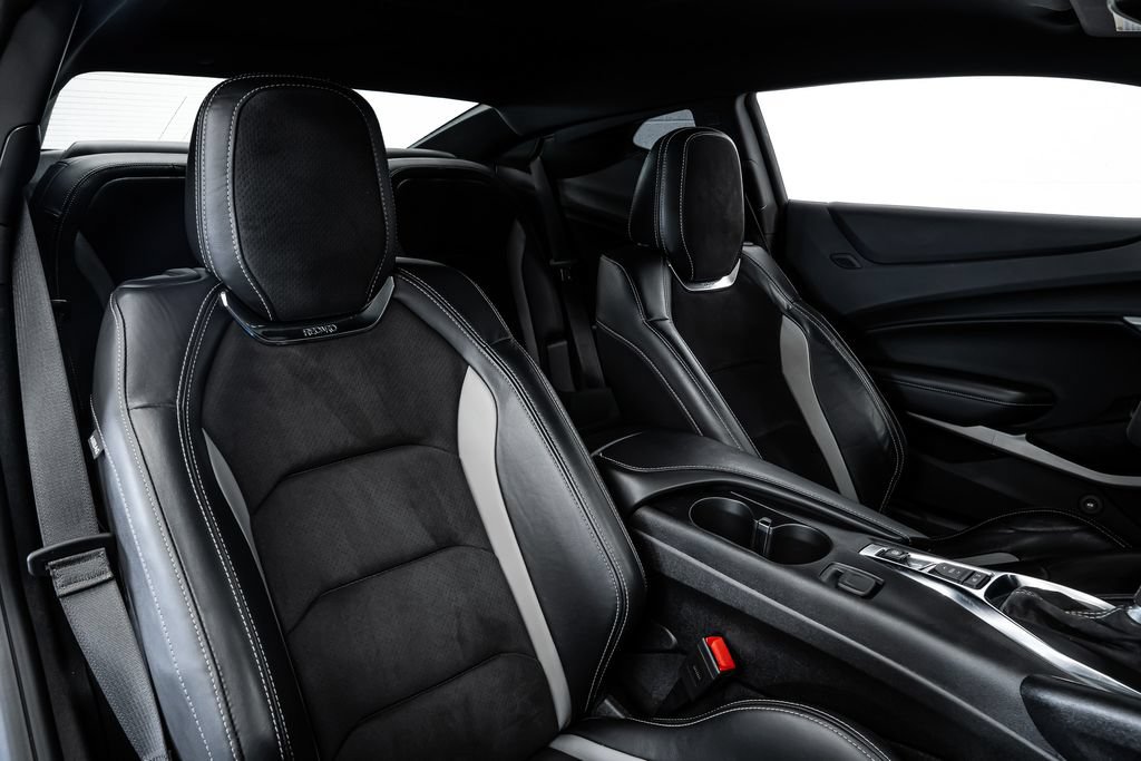 Used 2022 Chevrolet Camaro SS RWD image 28