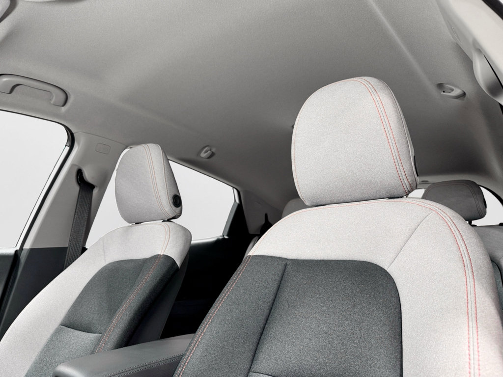 Used 2021 Chevrolet Bolt LT image 24