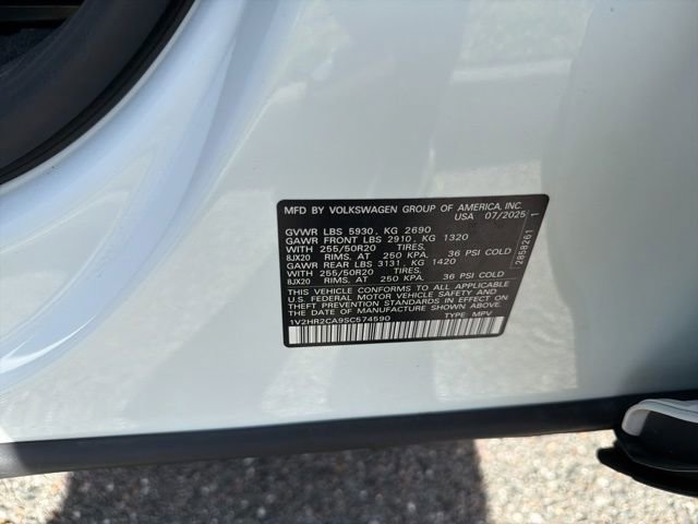 Used 2025 Volkswagen Atlas SE AWD/4WD image 12