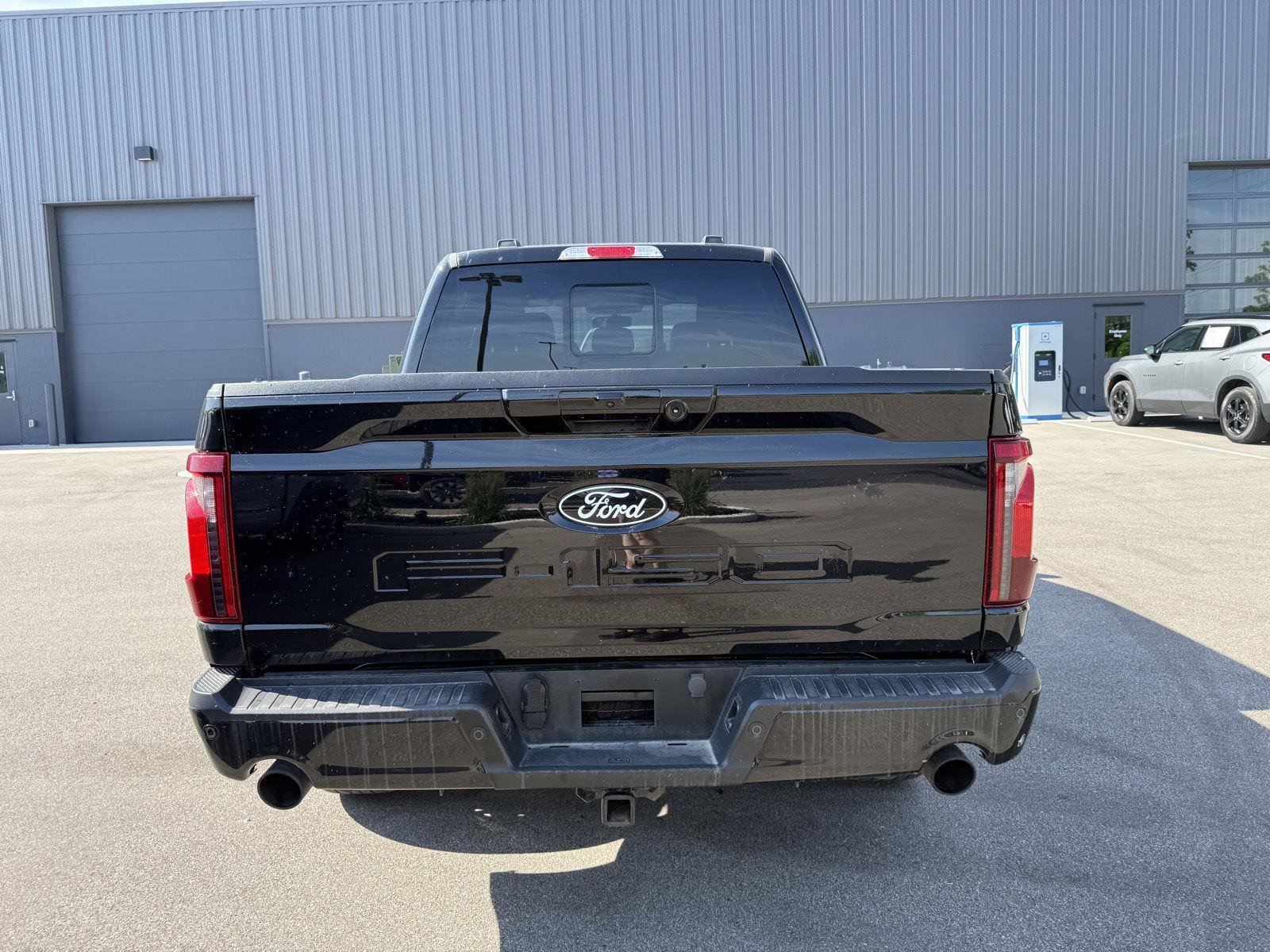 Used 2024 Ford F150 XLT w/ Equipment Group 303A High AWD/4WD image 4