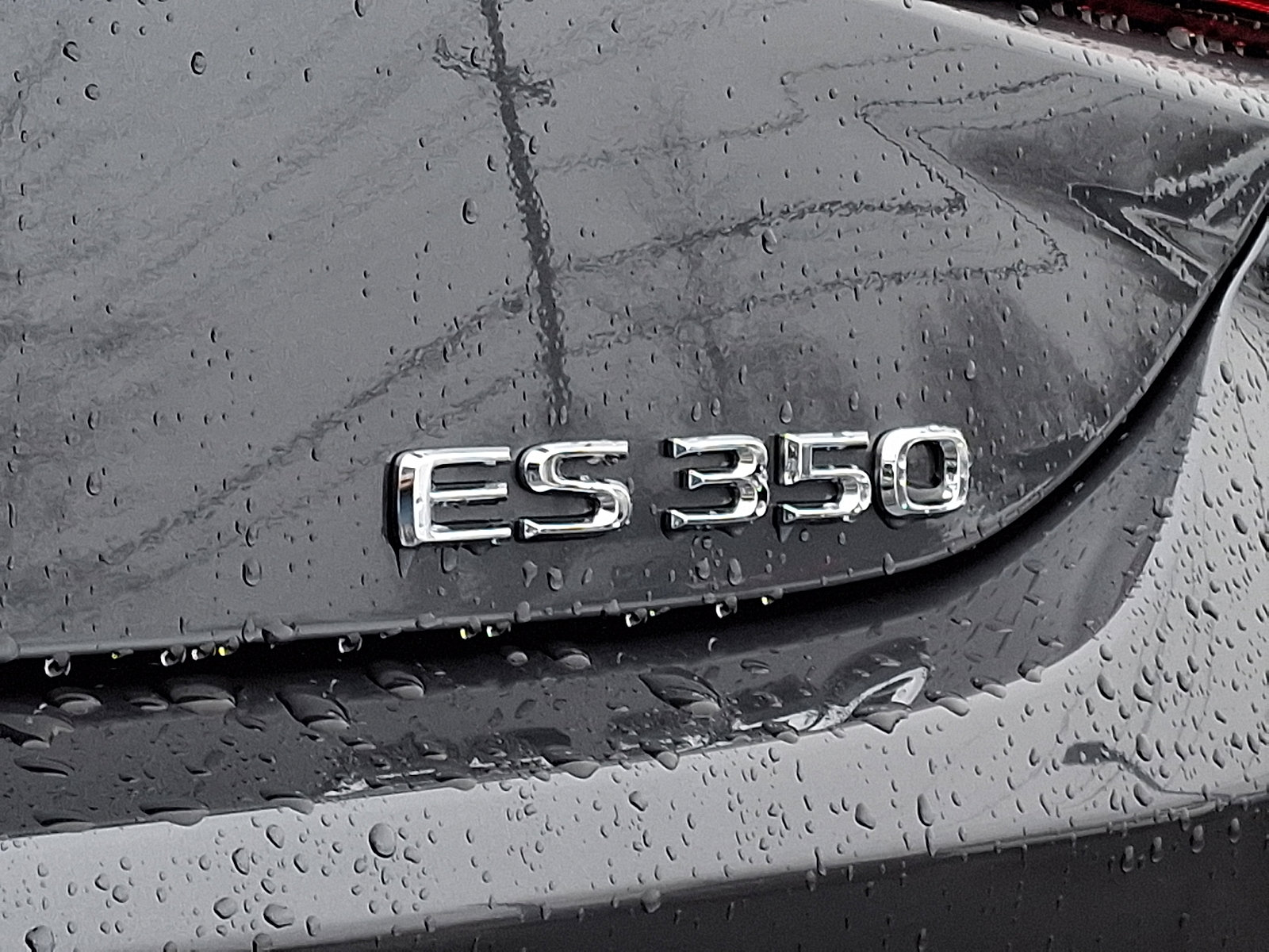 Used 2025 Lexus ES 350 F Sport w/ Accessory Package (Z1) image 31