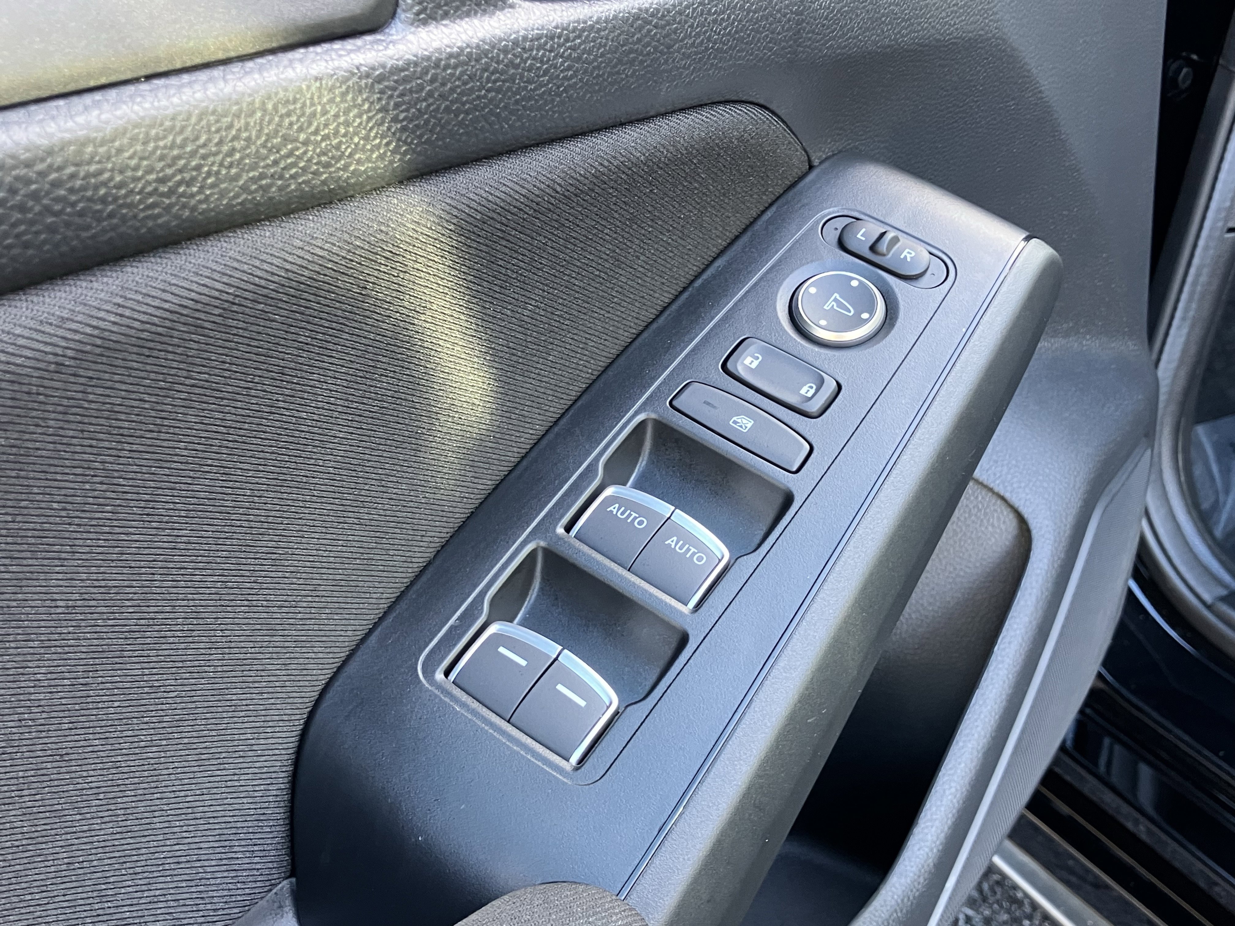 Used 2025 Honda Civic Sport image 15