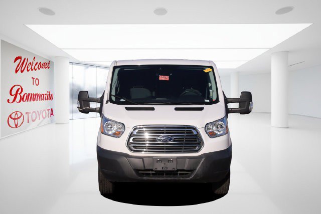 Used 2016 Ford Transit 250 130 Low Roof w/ Exterior Upgrade Package RWD image 4