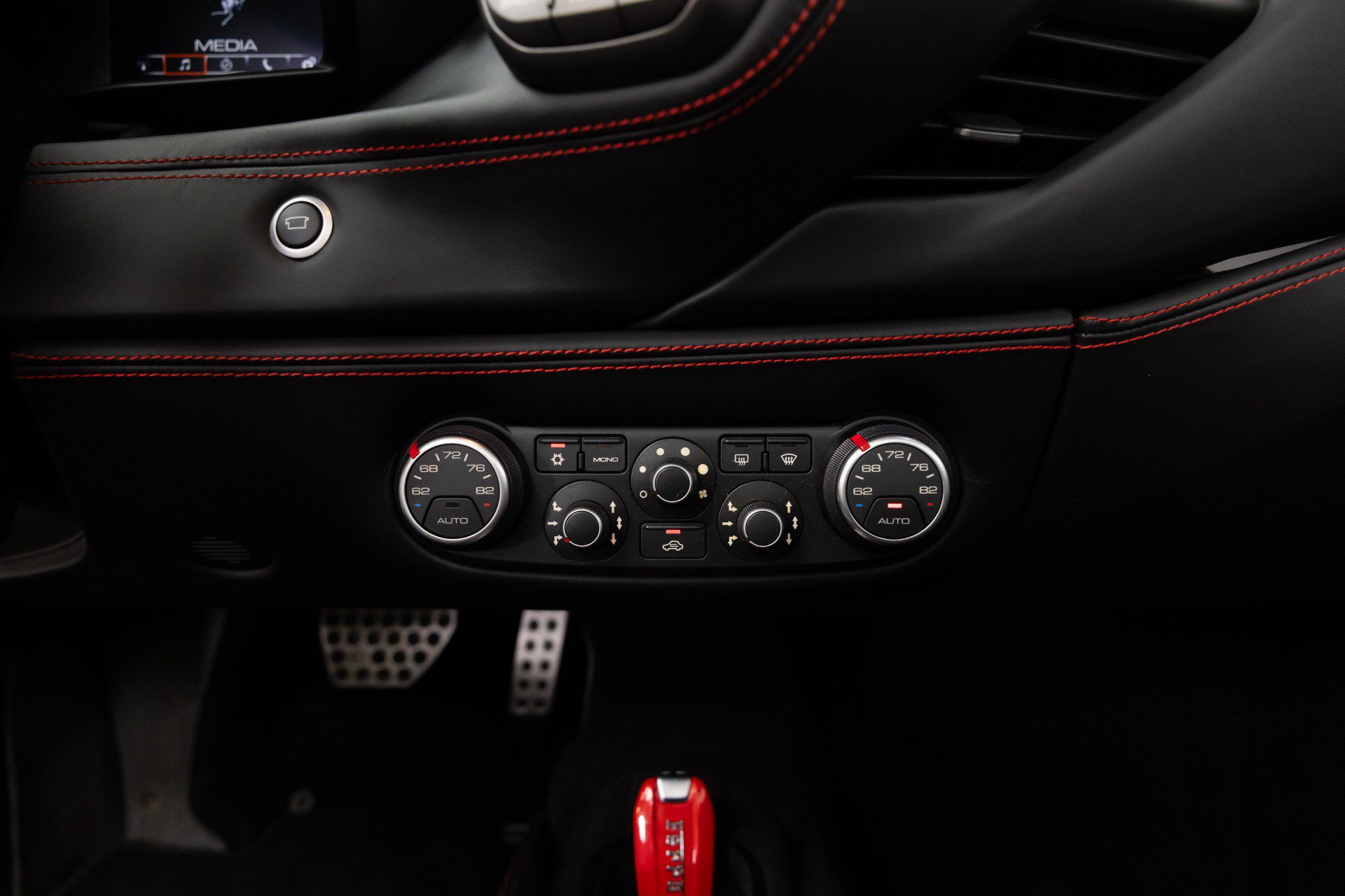 Certified 2017 Ferrari 488 Spider RWD image 89