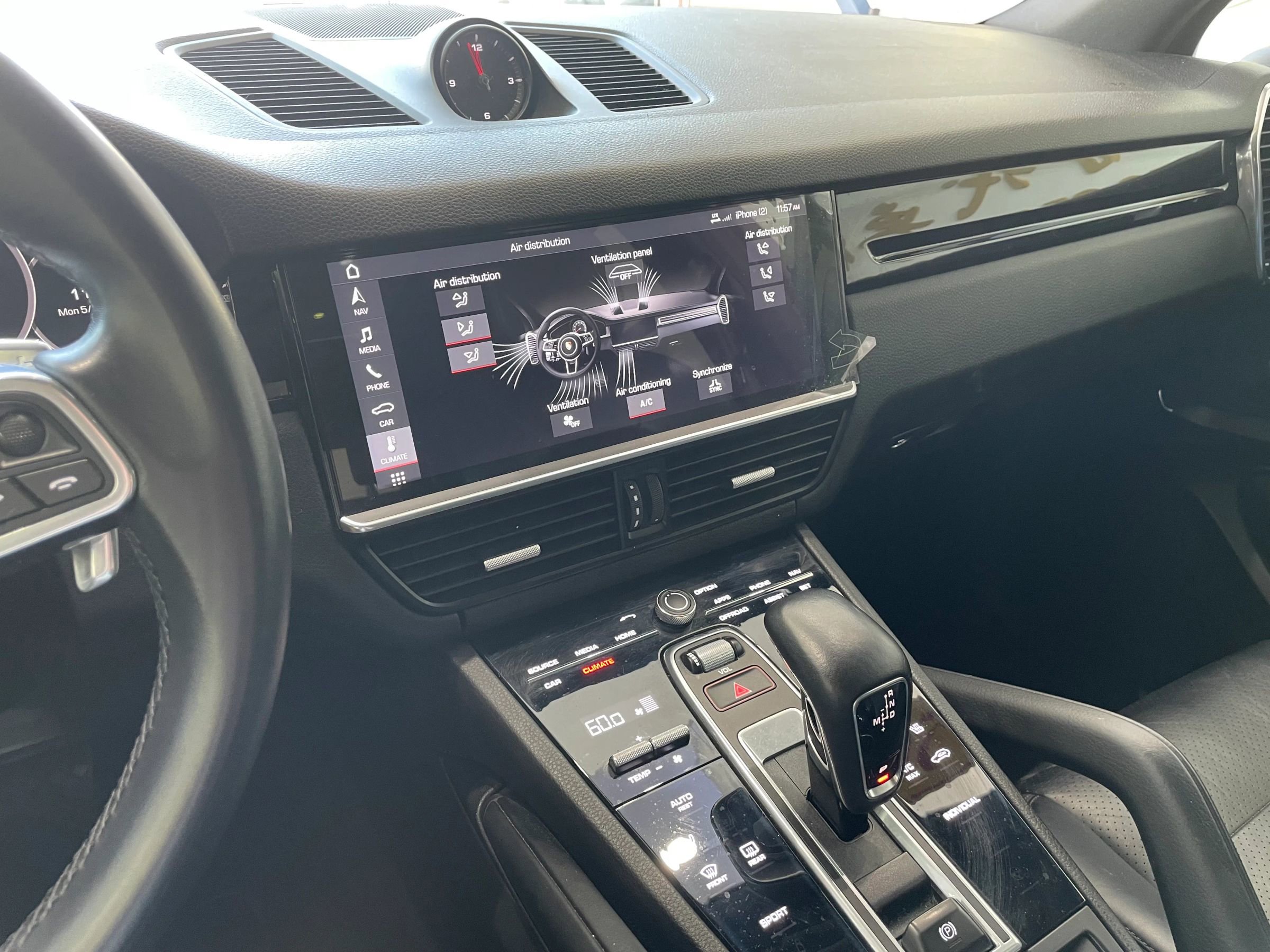 Used 2019 Porsche Cayenne AWD/4WD image 14