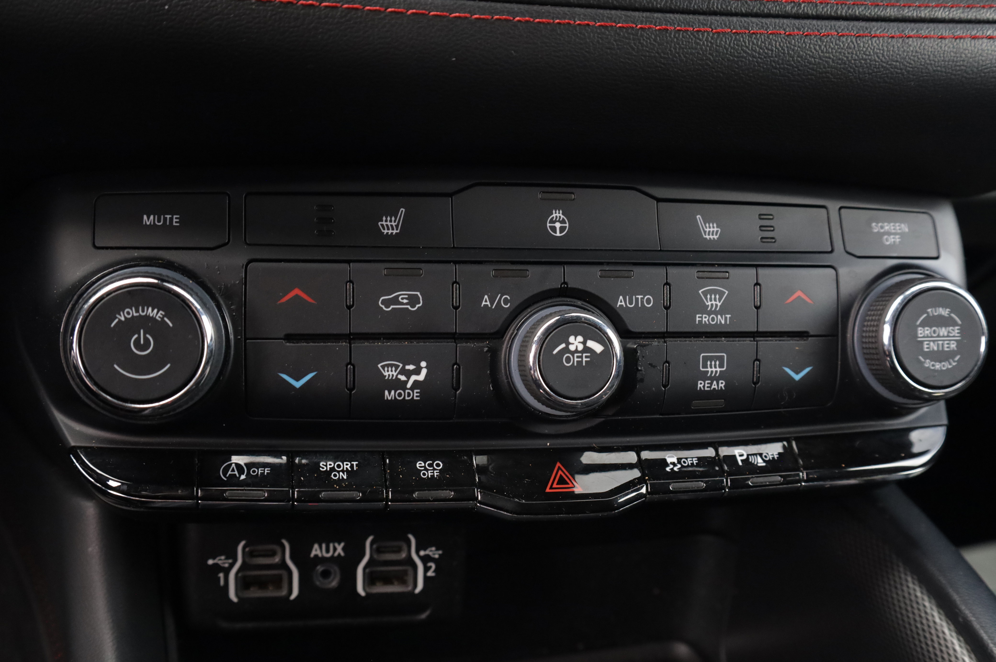 Used 2023 Dodge Durango GT image 12