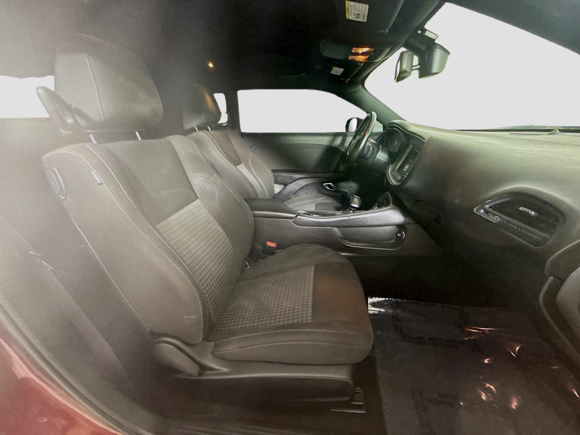 Used 2019 Dodge Challenger SXT image 27