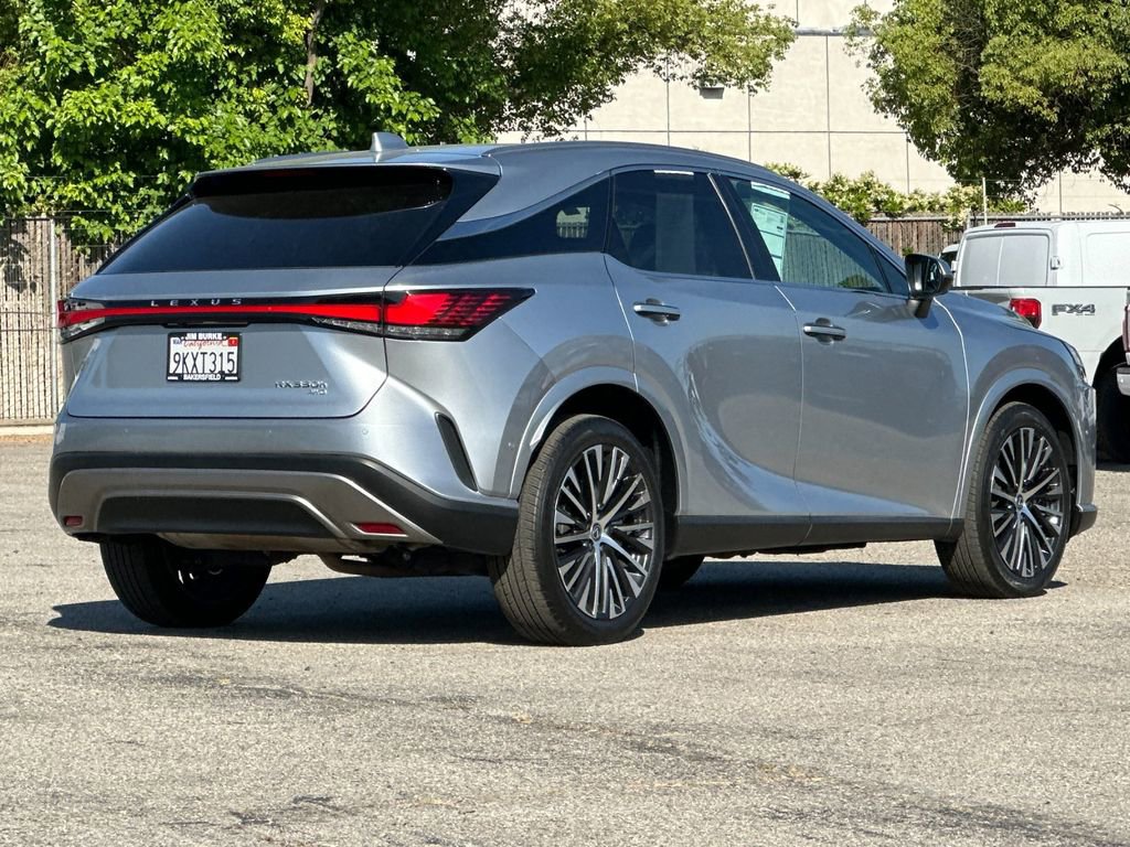 Used 2024 Lexus RX 350 w/ Convenience Package image 3