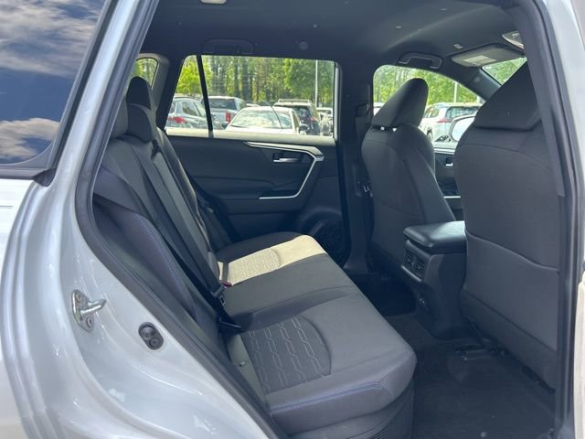 Used 2023 Toyota RAV4 SE image 20