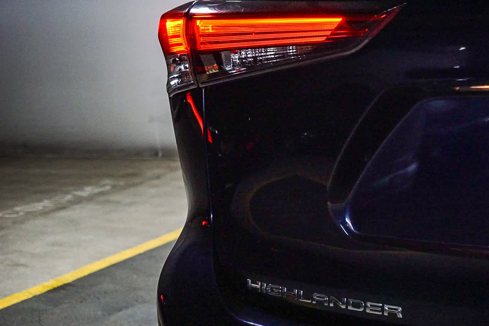 Used 2020 Toyota Highlander XLE image 13