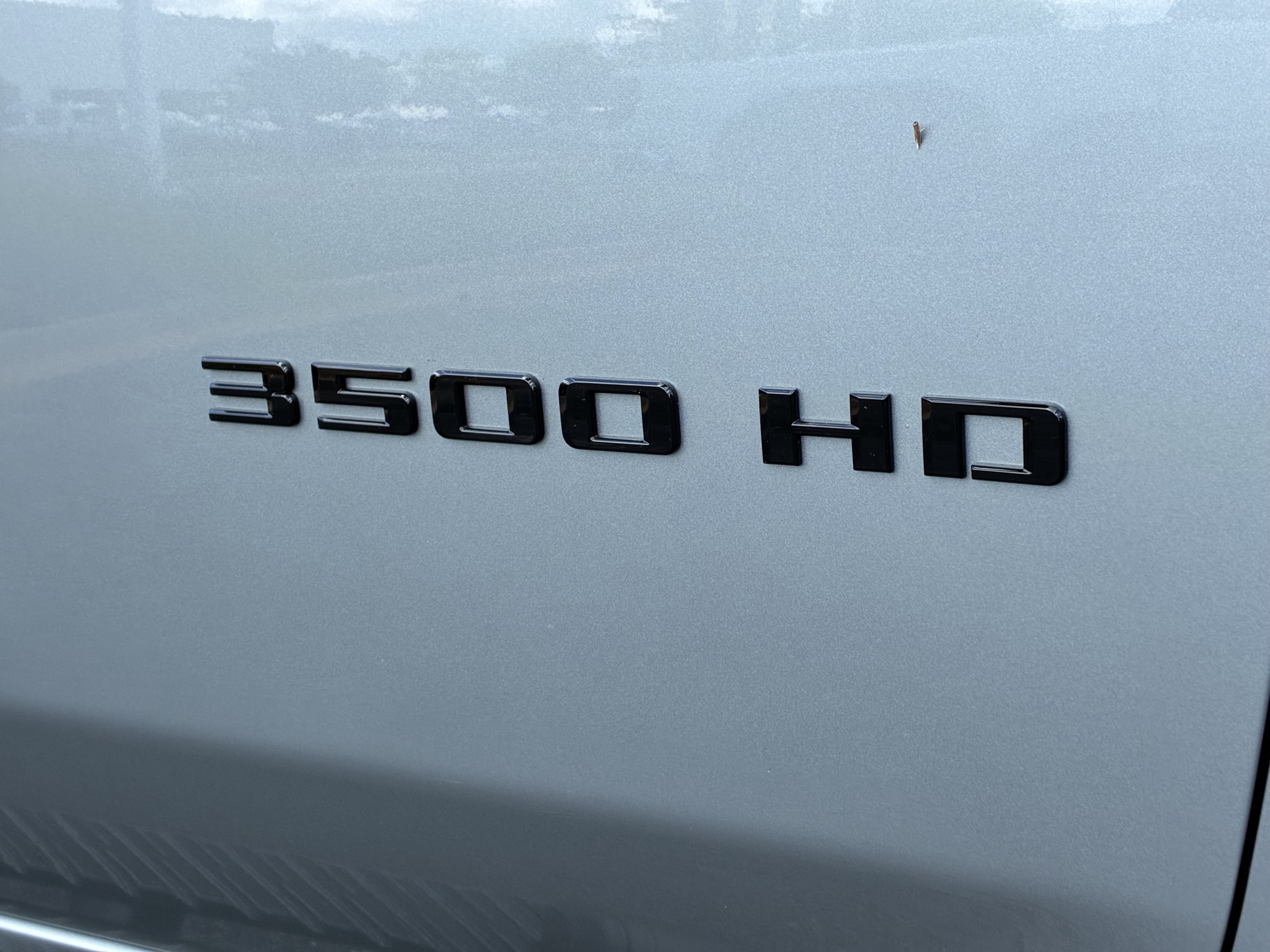 New 2026 Chevrolet Silverado 3500 LTZ w/ LTZ Plus Package AWD/4WD image 7