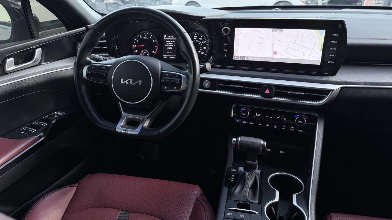 Used 2023 Kia K5 GT-Line w/ GT-Line Premium Package image 17
