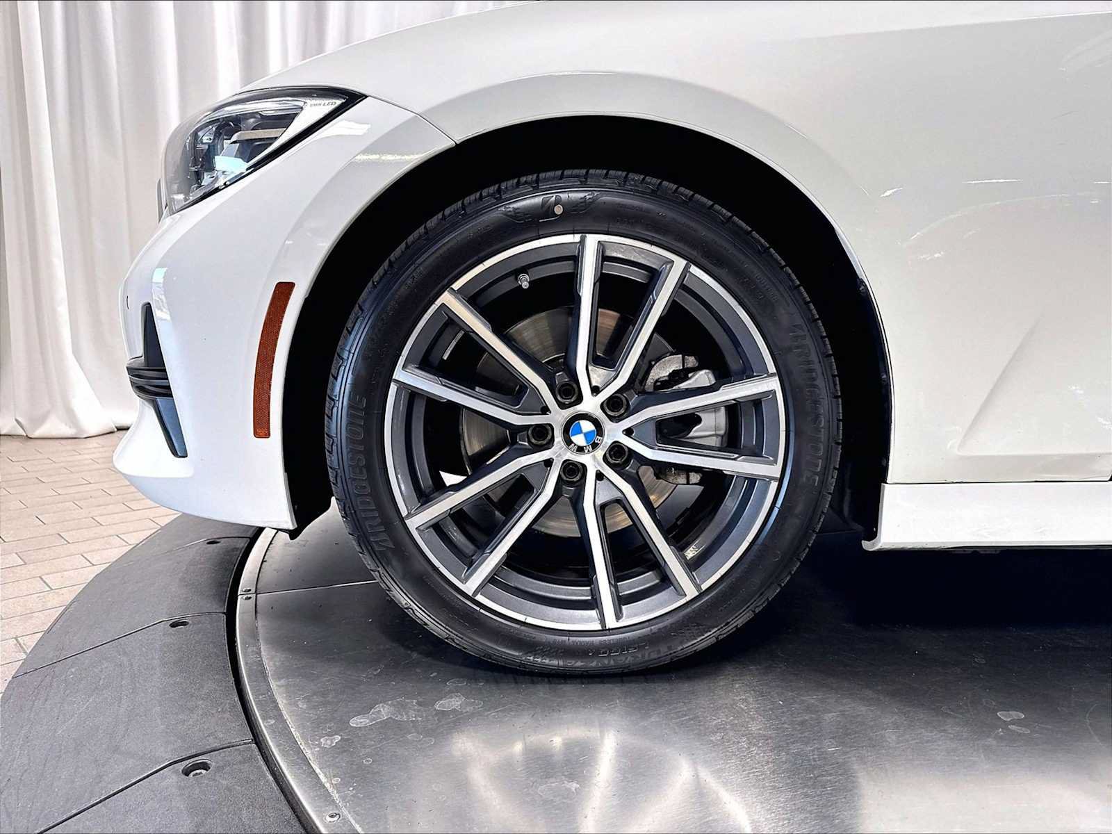 Used 2022 BMW 330i Sedan w/ Premium Package RWD image 14