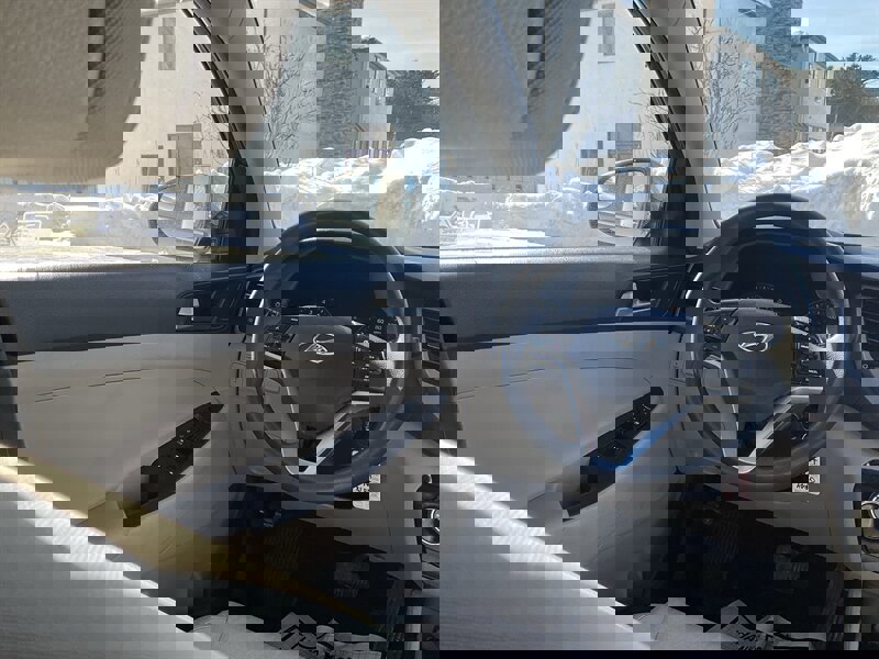 Used 2018 Hyundai Tucson SE image 16