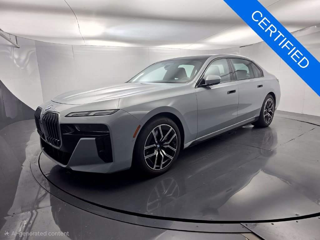 Certified 2023 BMW 760i xDrive AWD/4WD image 8