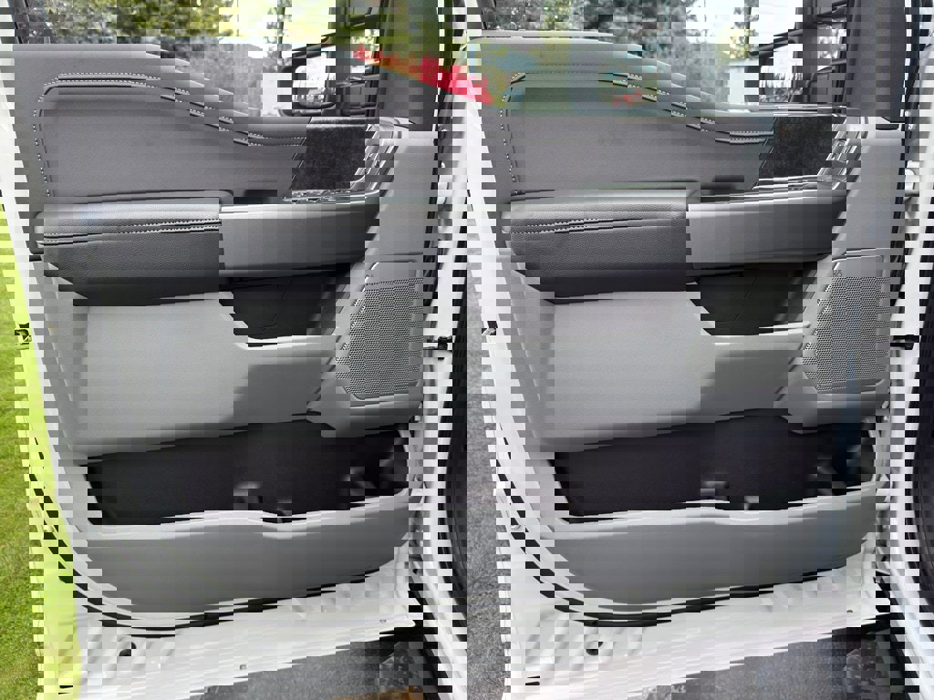 New 2026 Ford F350 XLT w/ XLT Premium Package image 14