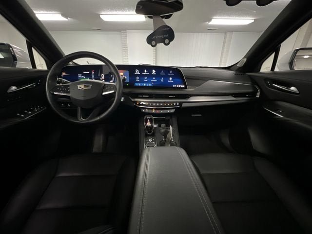 Certified 2024 Cadillac XT4 Premium Luxury AWD/4WD image 20