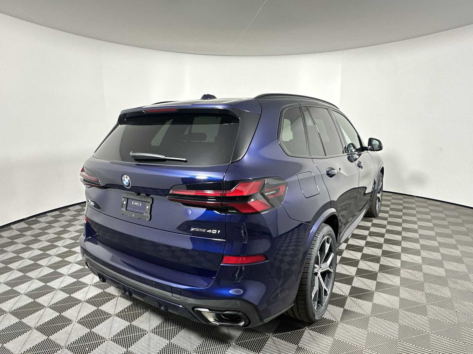 New 2026 BMW X5 xDrive40i w/ M Sport Package image 9