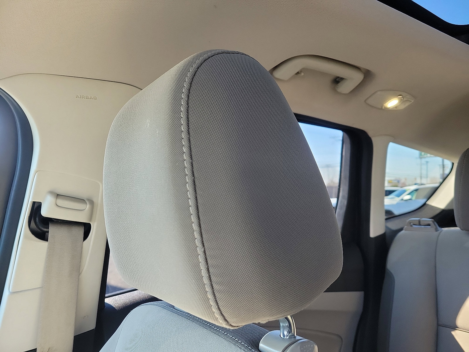 Used 2015 Ford Escape SE FWD image 13