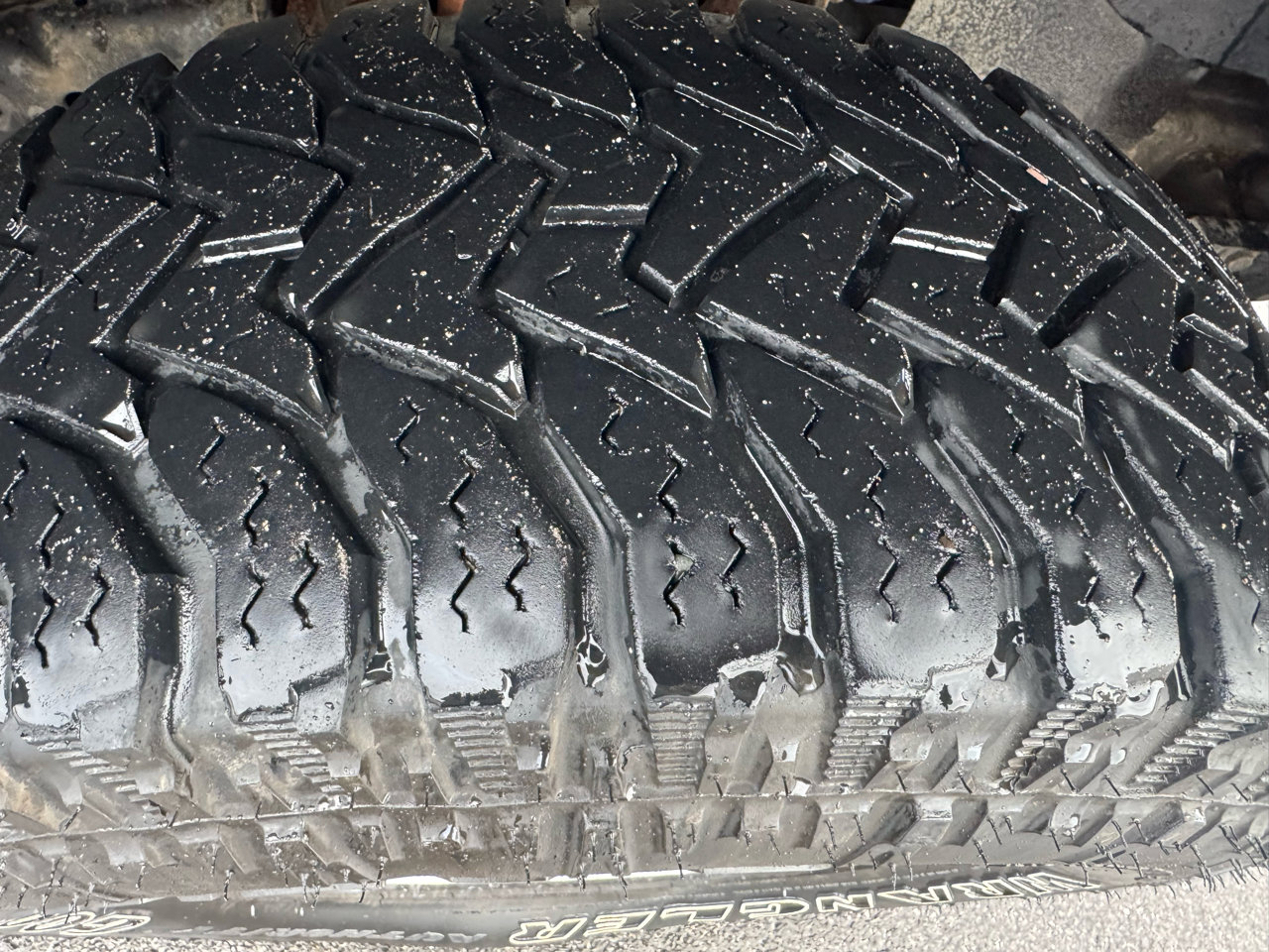 Used 2006 Chevrolet Colorado LT image 11