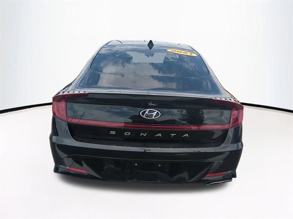 Used 2021 Hyundai Sonata SEL w/ Preferred Accessory Package FWD image 6