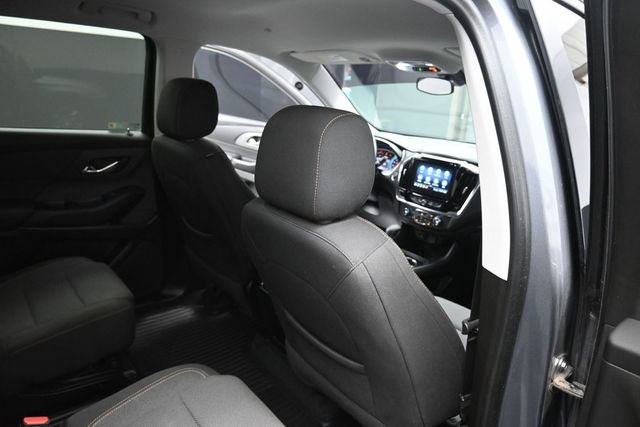 Used 2021 Chevrolet Traverse LT FWD image 42