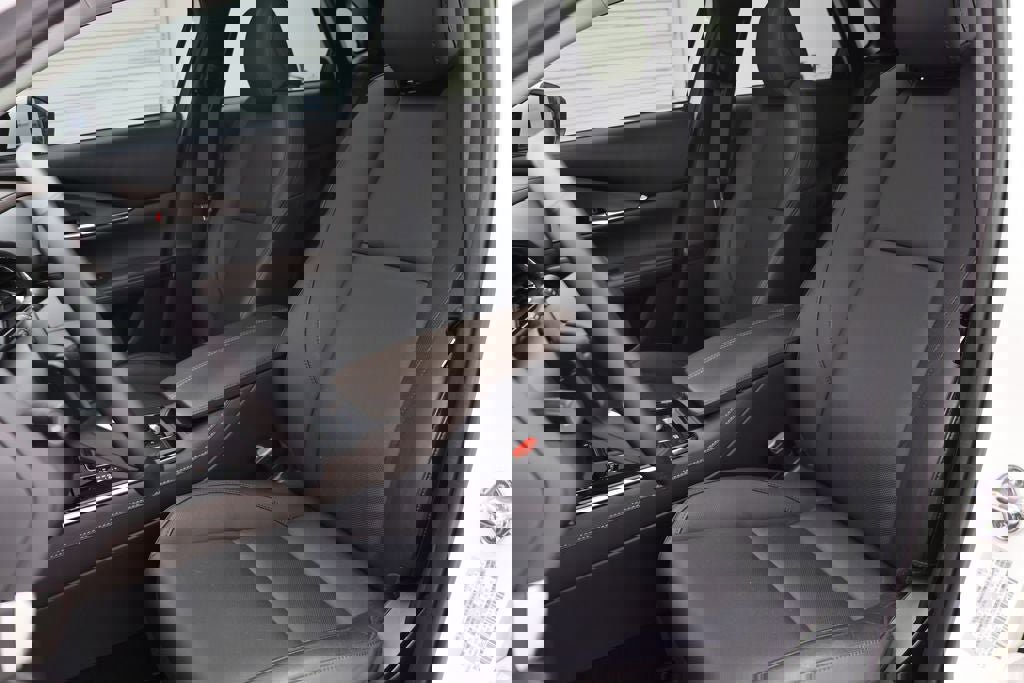 Used 2025 MAZDA CX-30 AWD 2.5 S w/ Premium Package image 15