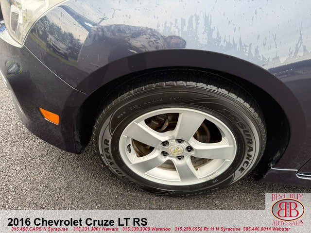 Used 2016 Chevrolet Cruze LT w/ RS Package FWD image 9