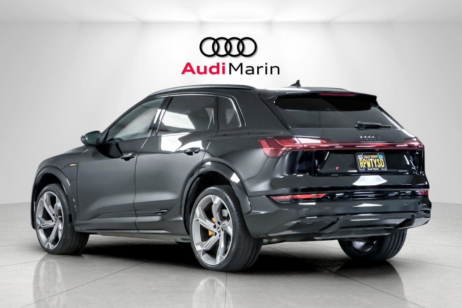 Used 2023 Audi e-tron S Premium Plus w/ Black Optic Package image 3