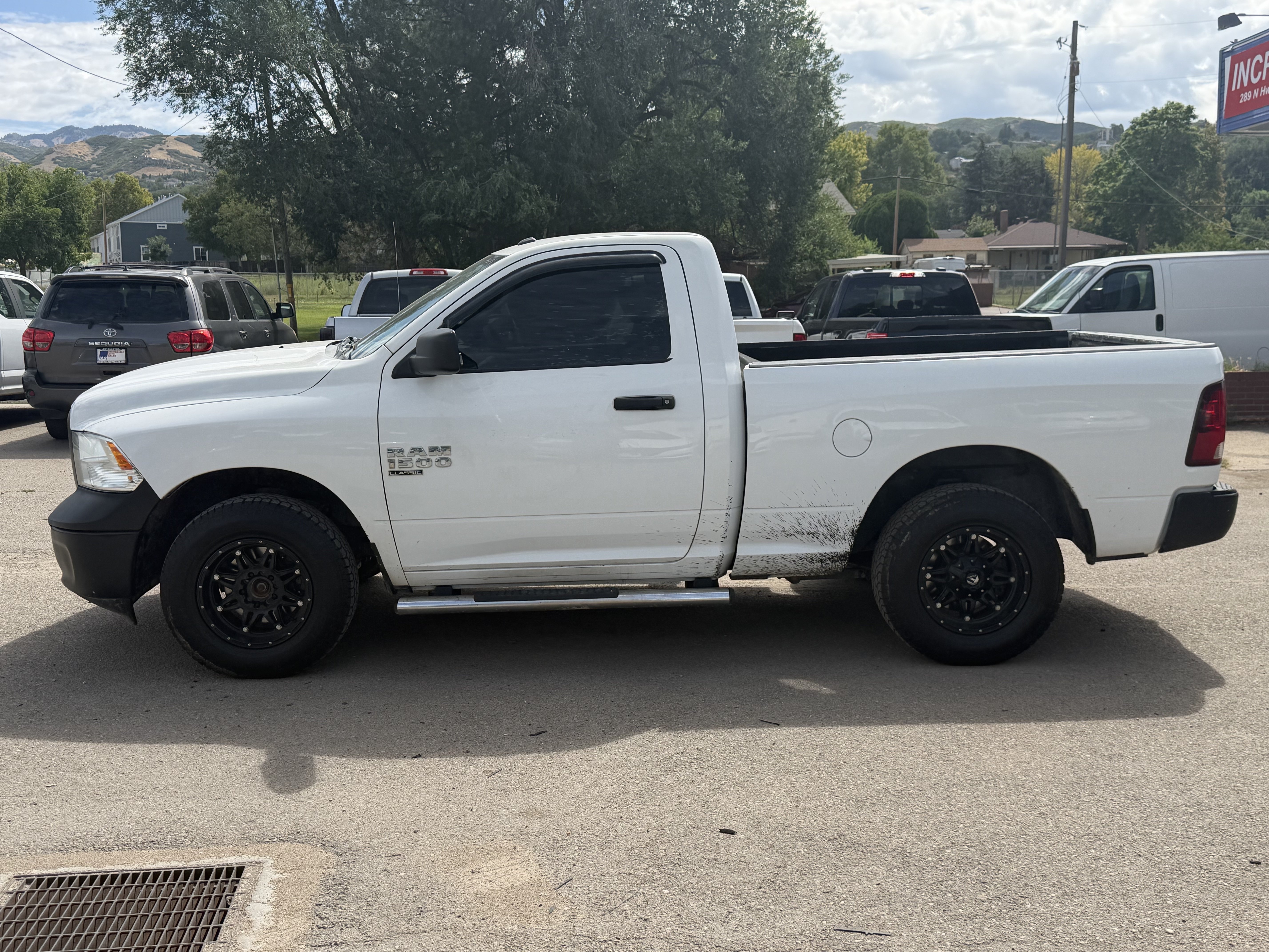 Used 2019 RAM 1500 Classic Tradesman AWD/4WD image 3