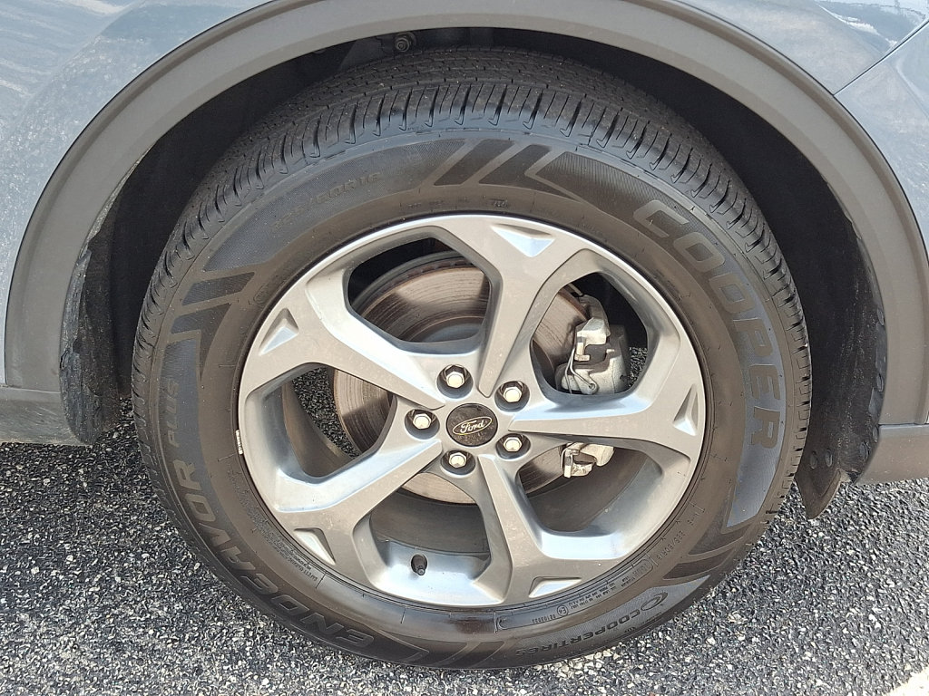 Used 2025 Ford Escape ST-Line FWD image 9