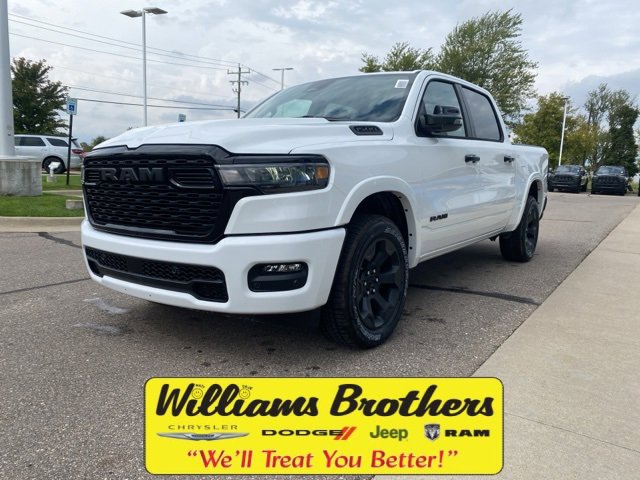 New 2026 RAM 1500 4x4 Crew Cab video 1