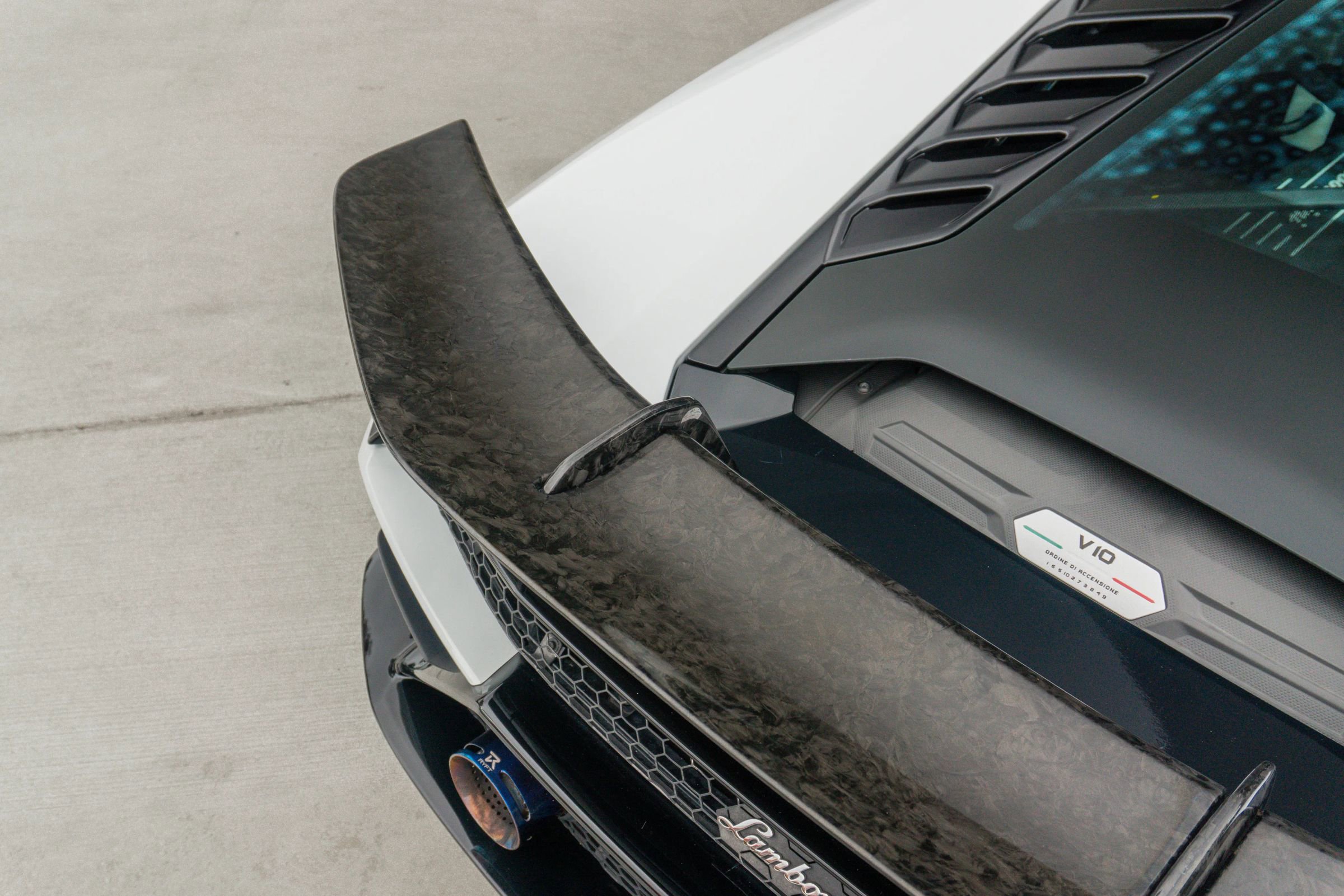 Used 2020 Lamborghini Huracan EVO image 45