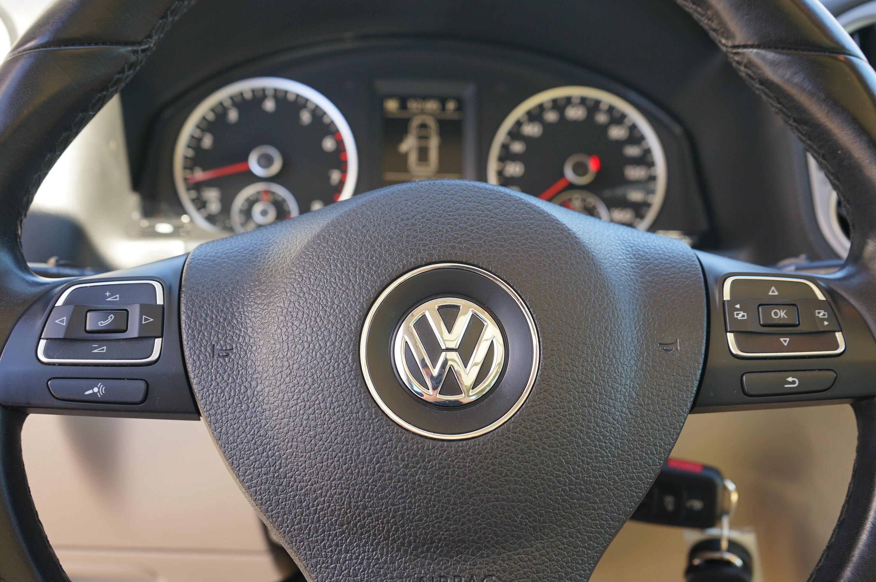 Used 2011 Volkswagen Tiguan S AWD/4WD image 21