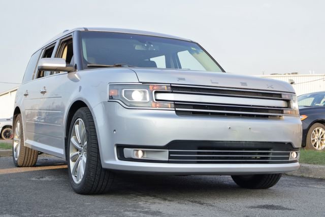 Used 2019 Ford Flex Limited w/ Equipment Group 303A image 4