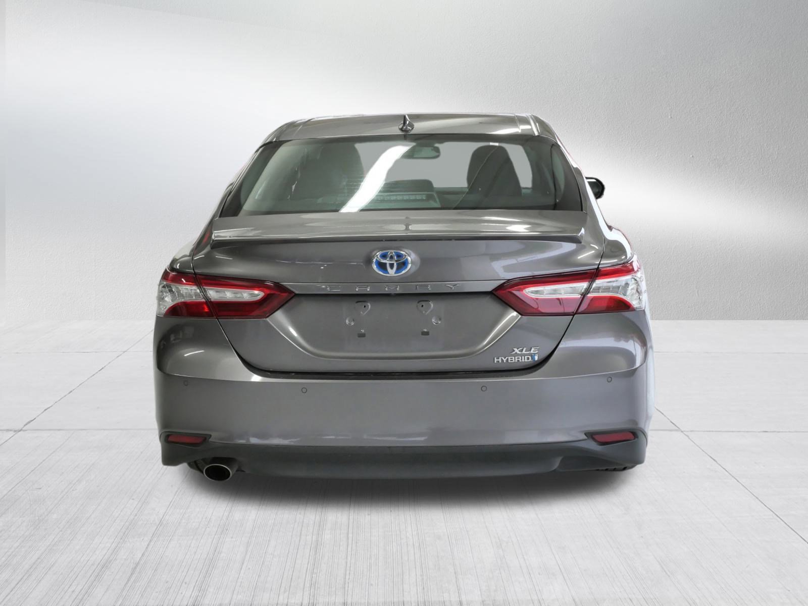 Certified 2018 Toyota Camry XLE image 7