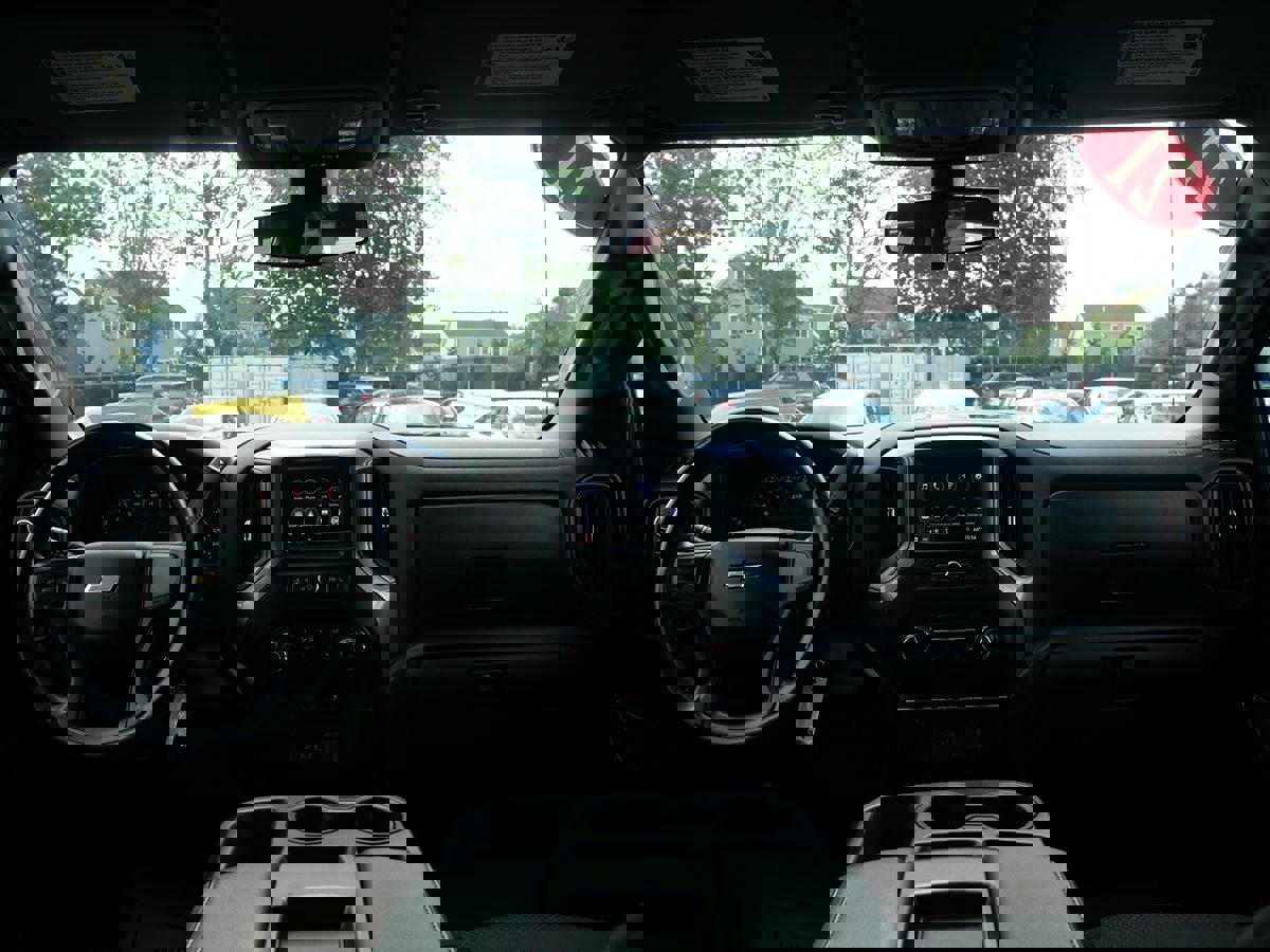 Used 2021 Chevrolet Silverado 1500 Custom image 25