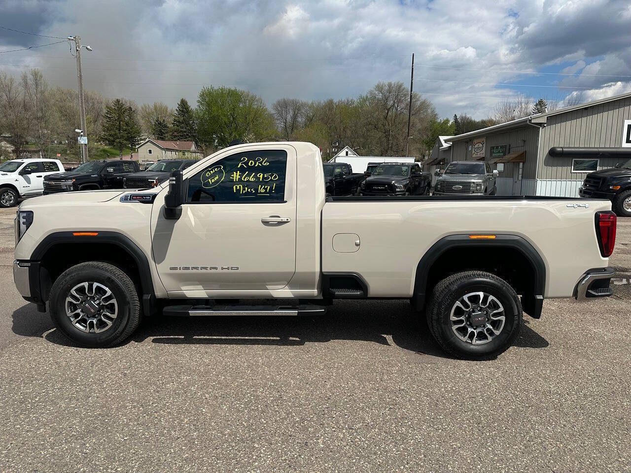 Used 2026 GMC Sierra 3500 SLE w/ SLE Convenience Package AWD/4WD image 2