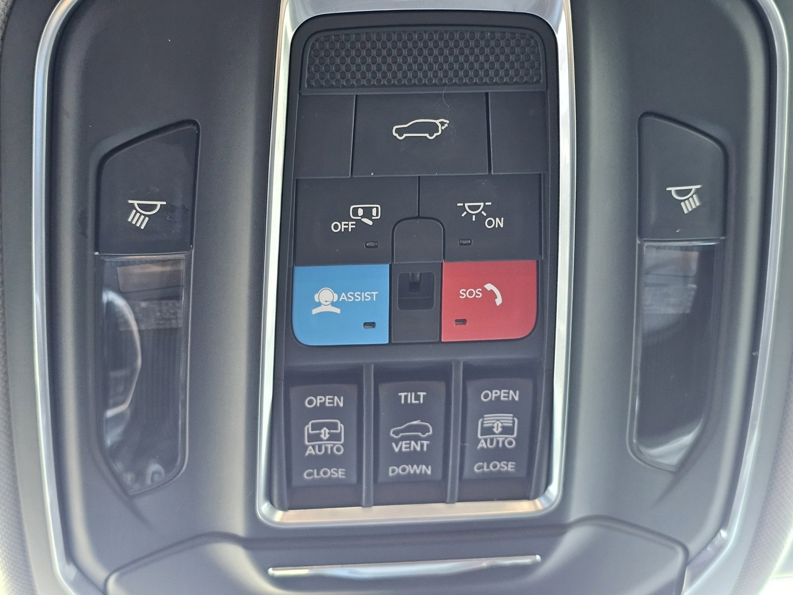 Used 2021 Jeep Grand Cherokee L Limited image 19