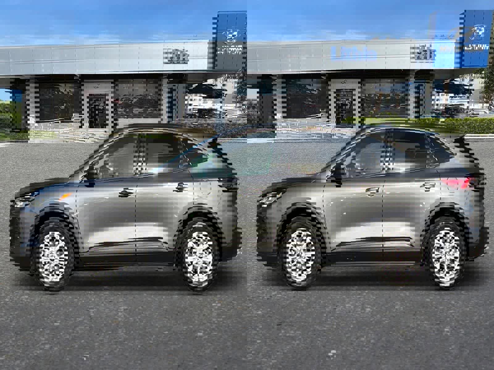 Used 2025 Ford Escape Active image 6