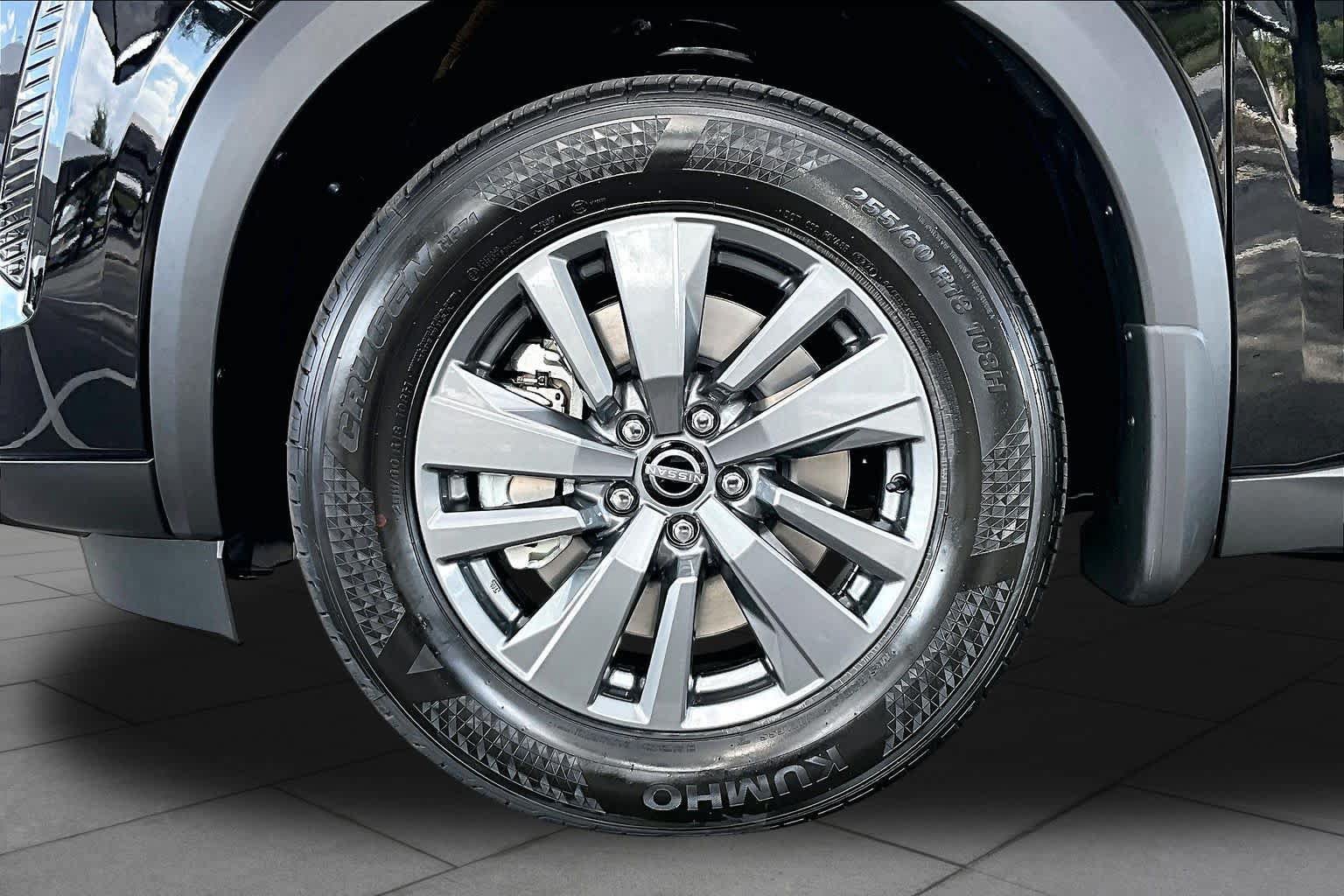 New 2026 Nissan Pathfinder SV FWD image 11