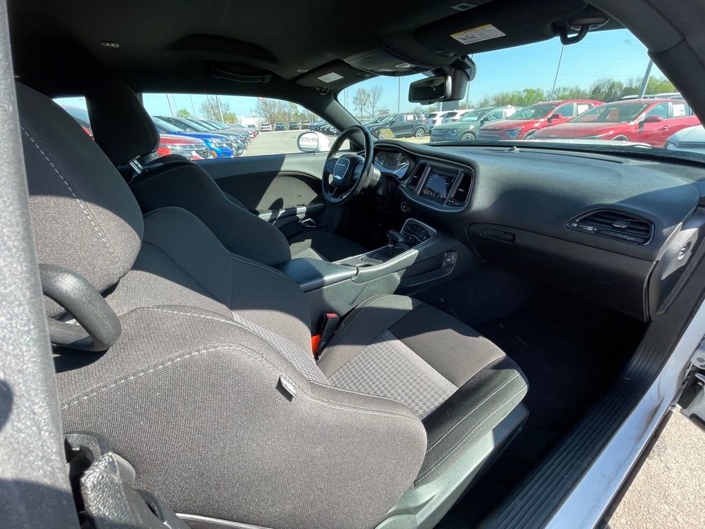 Used 2022 Dodge Challenger R/T w/ Blacktop Package image 25