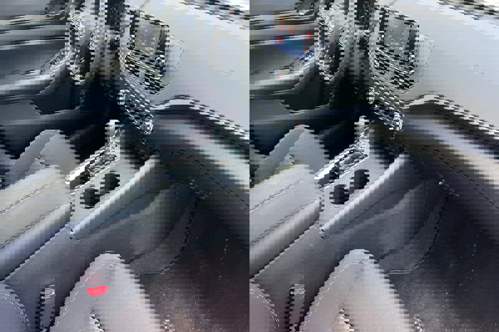 Used 2024 Nissan Altima 2.5 S image 16