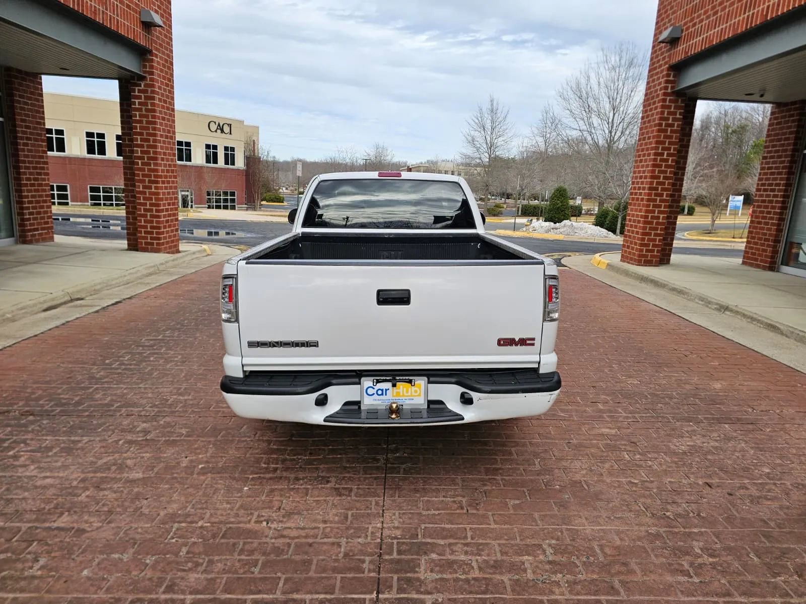 Used 2002 GMC Sonoma SLS w/ Marketing Option Pkg image 5