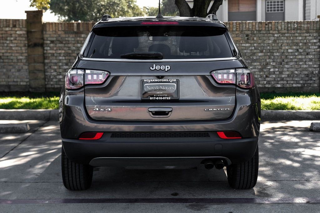 Used 2022 Jeep Compass Limited image 18