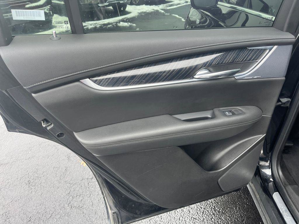 Used 2024 Cadillac XT6 Premium Luxury AWD/4WD image 22