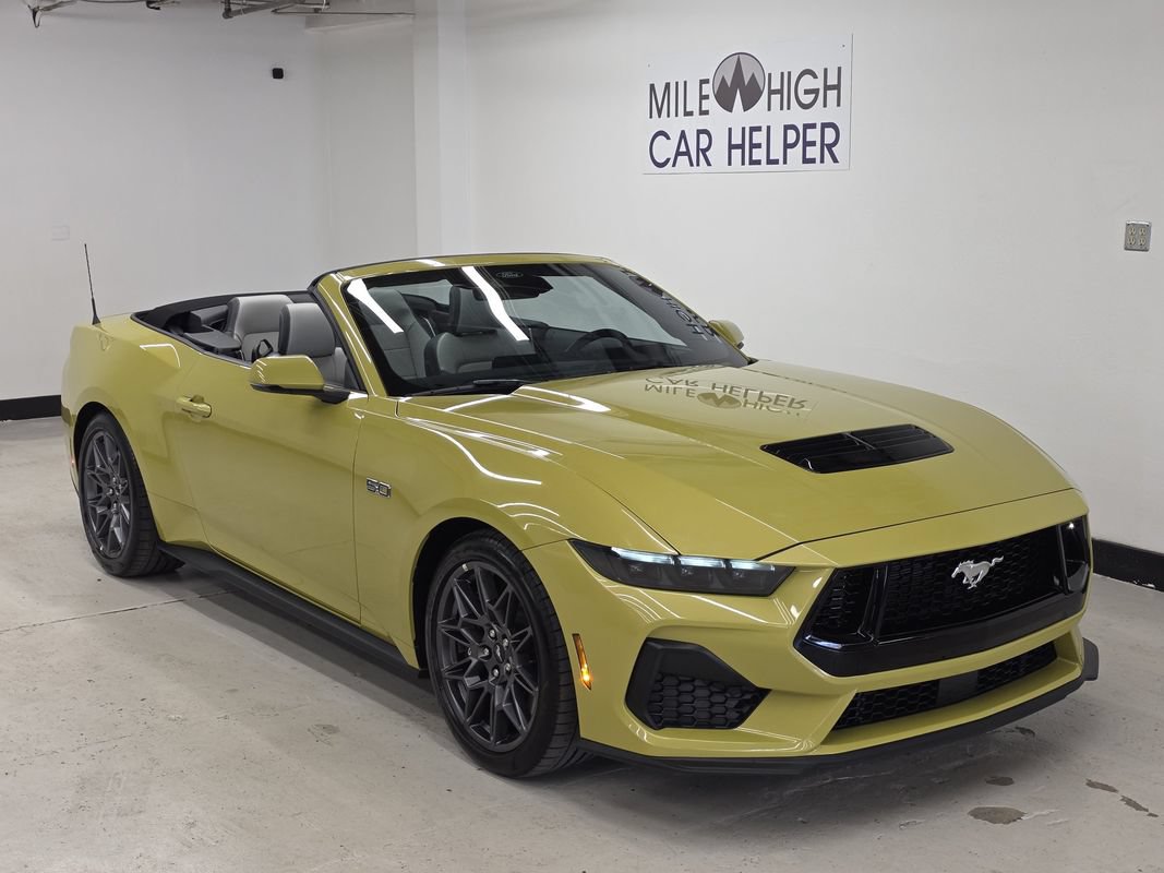 Used 2025 Ford Mustang GT Premium w/ GT Performance Package RWD image 7