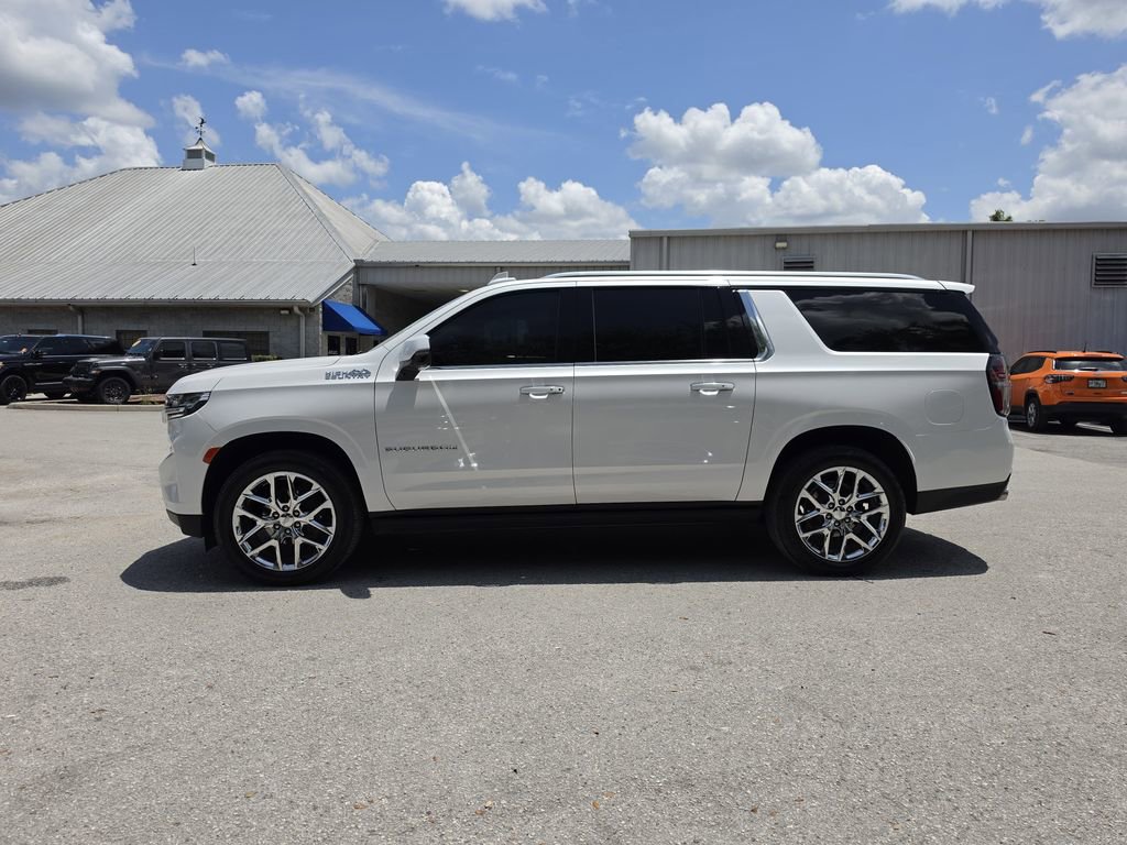 Used 2023 Chevrolet Suburban High Country w/ Premium Package 2 AWD/4WD image 6