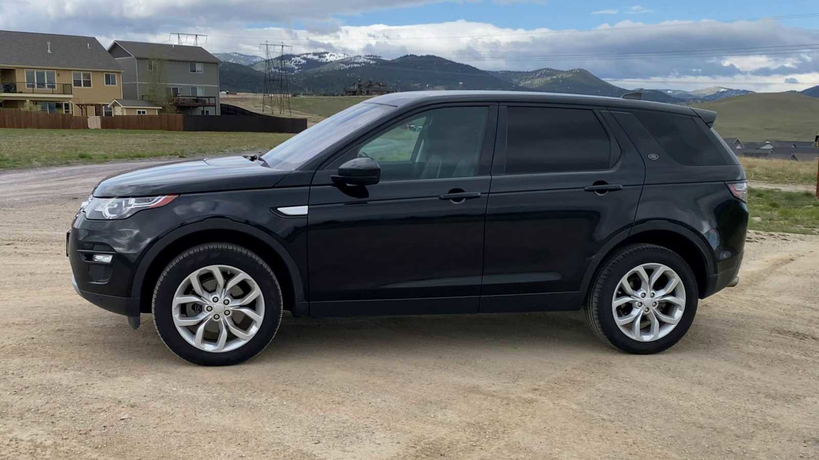 Used 2017 Land Rover Discovery Sport HSE AWD/4WD image 5