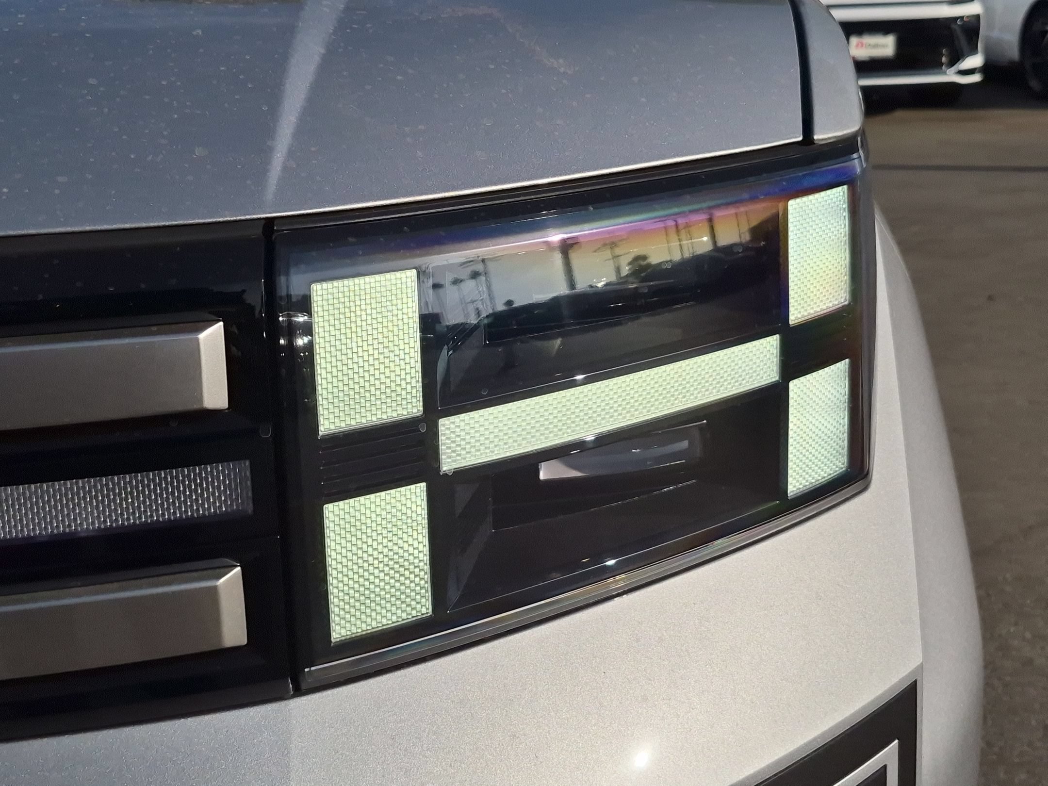 New 2027 Hyundai Santa Fe SEL FWD image 9